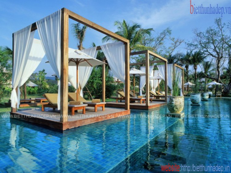 Một hồ bơi đẹp không chỉ là điểm nhấn trong tổng thể kiến trúc mà còn khiến cho khu resort, khách sạn trở thành một thiên đường nghỉ dưỡng tuyệt vời